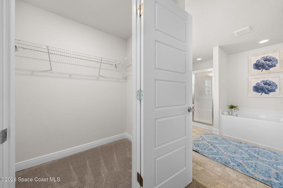 Spacious, unfurnished interior of a new home in Palm Bay, Palm Bay (Image 19).