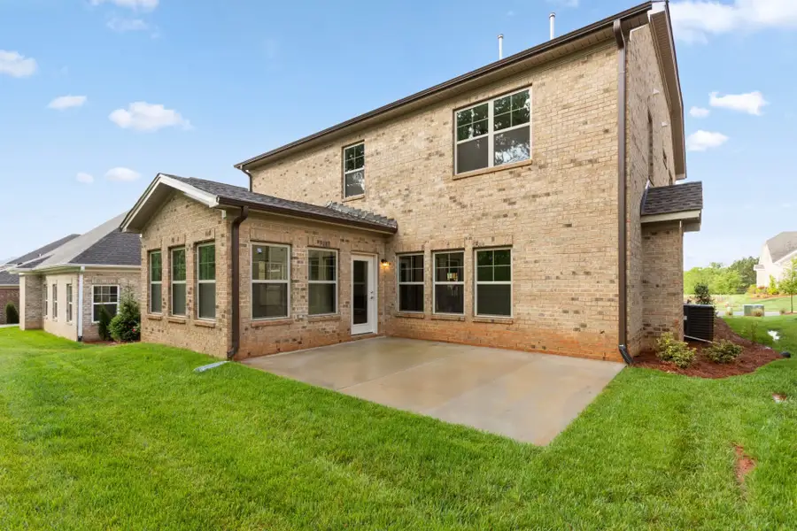 Representative exterior details of a home built from the Fairfield Lux by Keystone Homes NC in Weybridge, Burlington (Image 4).