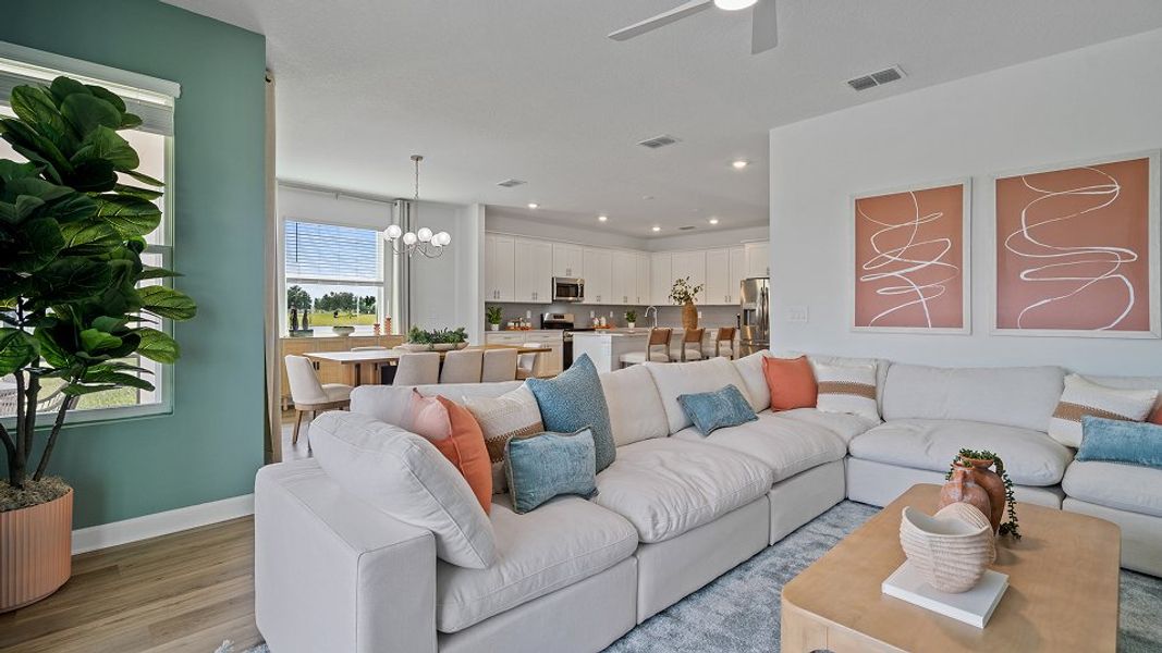 3275 Majesty Palm Family 2of2 7 28 25