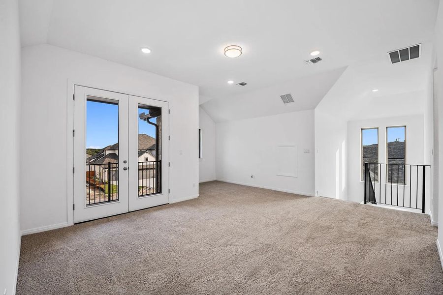 Spacious, unfurnished interior of a new home in Caliterra - 70', Dripping Springs (Image 21). Spacious, unfurnished interior of a new home in Caliterra - 70', Dripping Springs (Image 21).