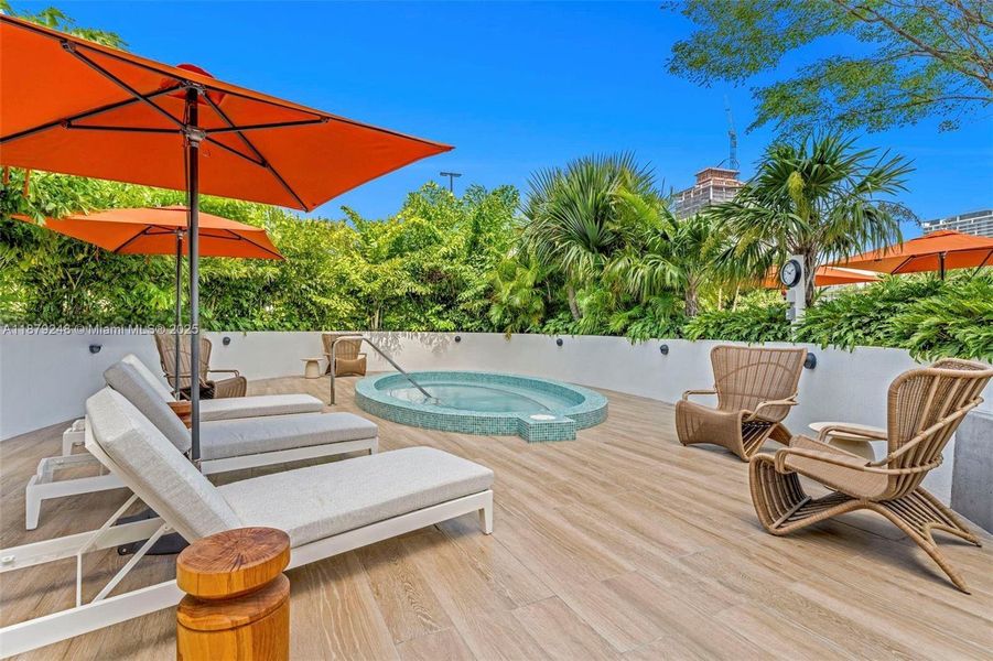 Community amenities in , Miami (Image 31).