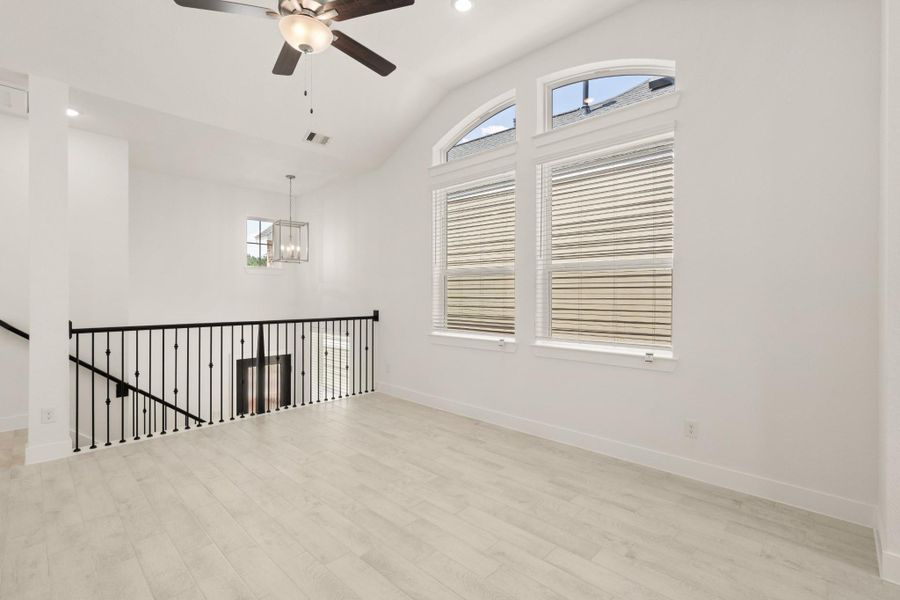 Spacious, unfurnished interior of a new home in The Woodlands Hills, Willis (Image 15).