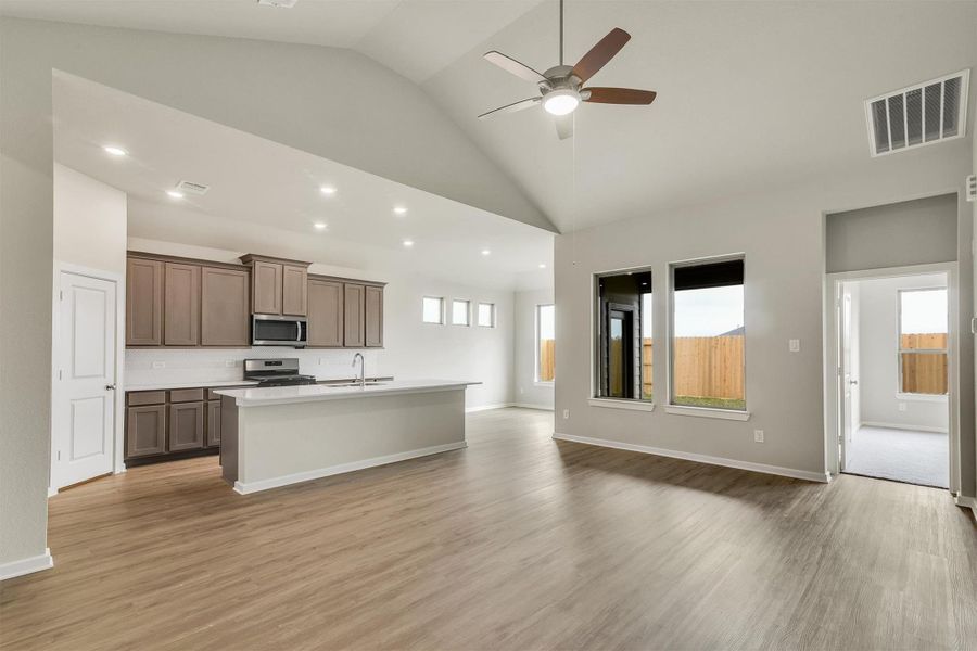 Image 30 of a home in River Ranch 55'. Image 30 of a home in River Ranch 55'.