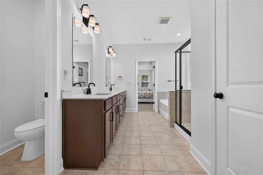 Furnished interior view inside a new home in Bailey Fence, Dacula (Image 18).
