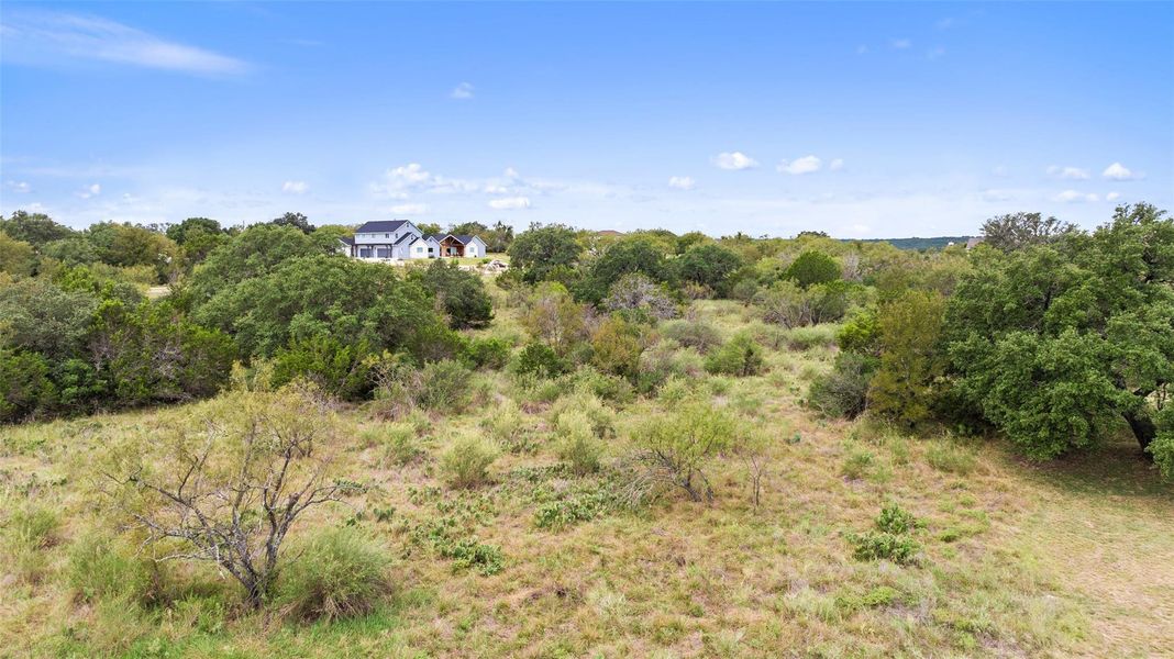 Natural landscape and outdoor views near in Spicewood (Image 14). Natural landscape and outdoor views near in Spicewood (Image 14).