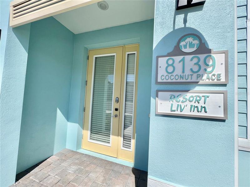 Exterior details and patio area of a home in , Kissimmee (Image 25).