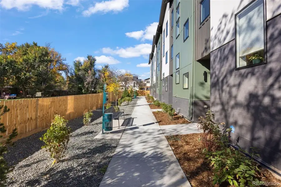 Image 33 of a home in .