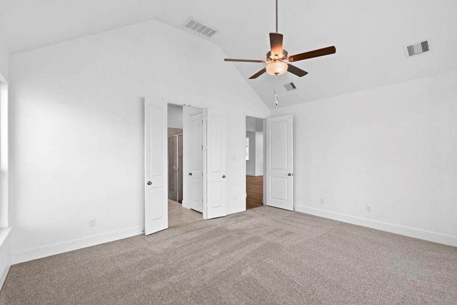 Spacious, unfurnished interior of a new home in Colton, Todd Mission (Image 26).