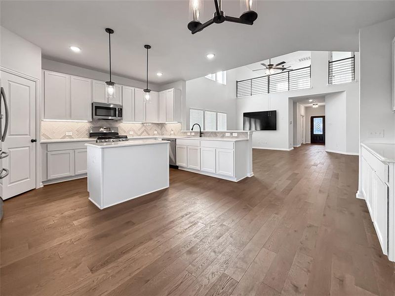 Furnished interior view inside a new home in Travis Ranch, Forney (Image 16).