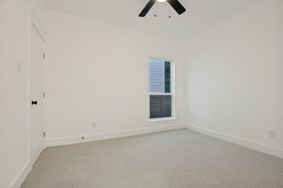 Spacious, unfurnished interior of a new home in , Seagoville (Image 26).