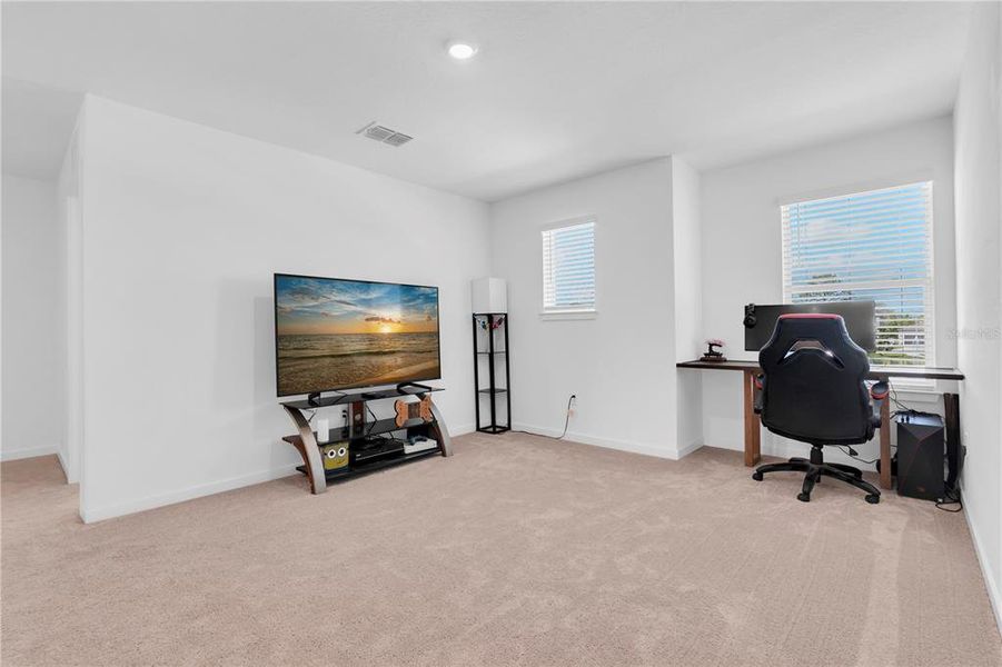Furnished interior view inside a new home in Valleybrook, Spring Hill (Image 7).