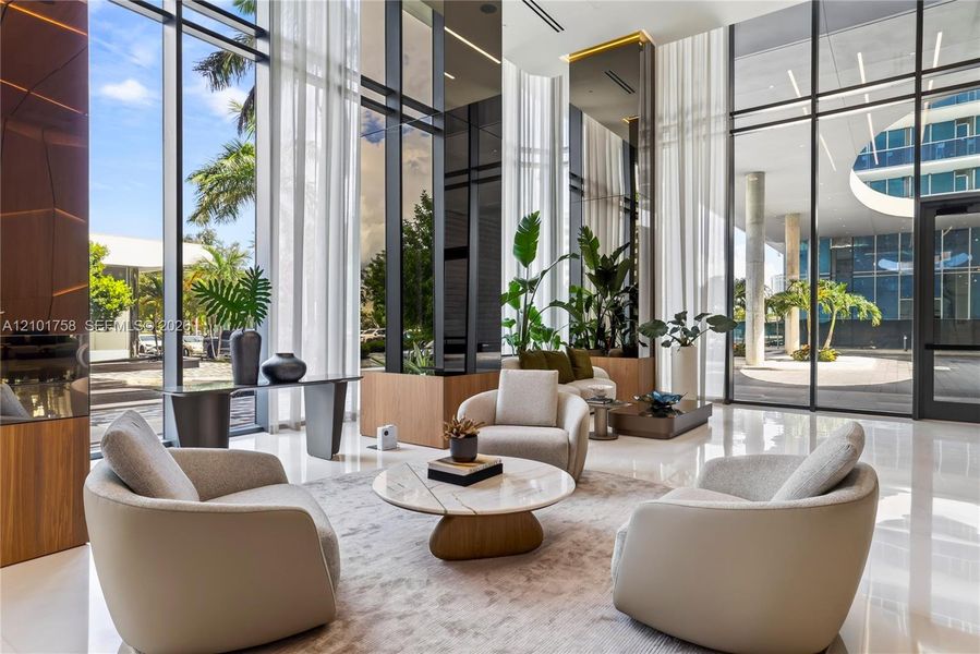 Community amenities in , Hallandale Beach (Image 32).