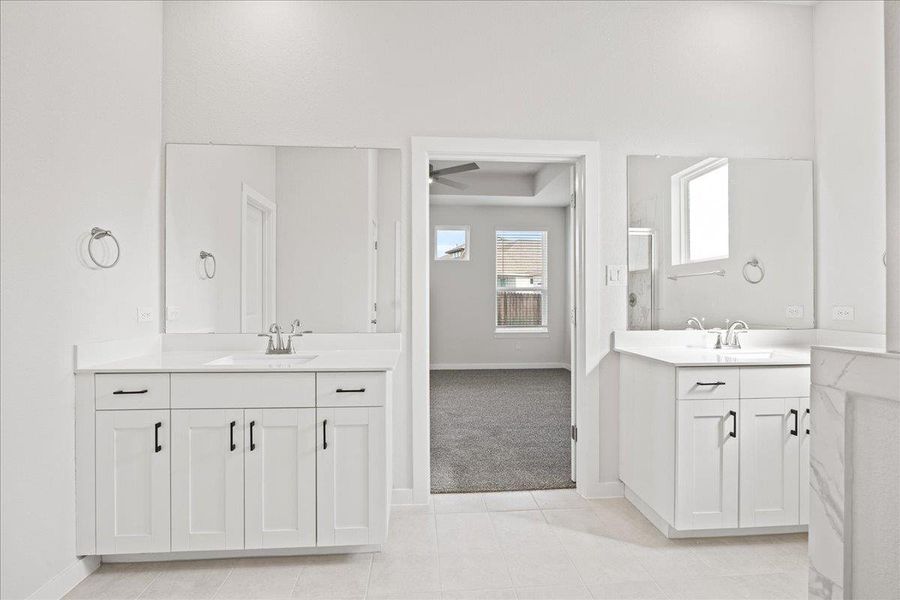 MOVE IN READY! MOVE IN READY!