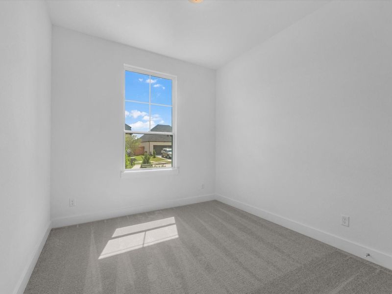 Spacious, unfurnished interior of a new home in Pecan Ridge, Fulshear (Image 15).