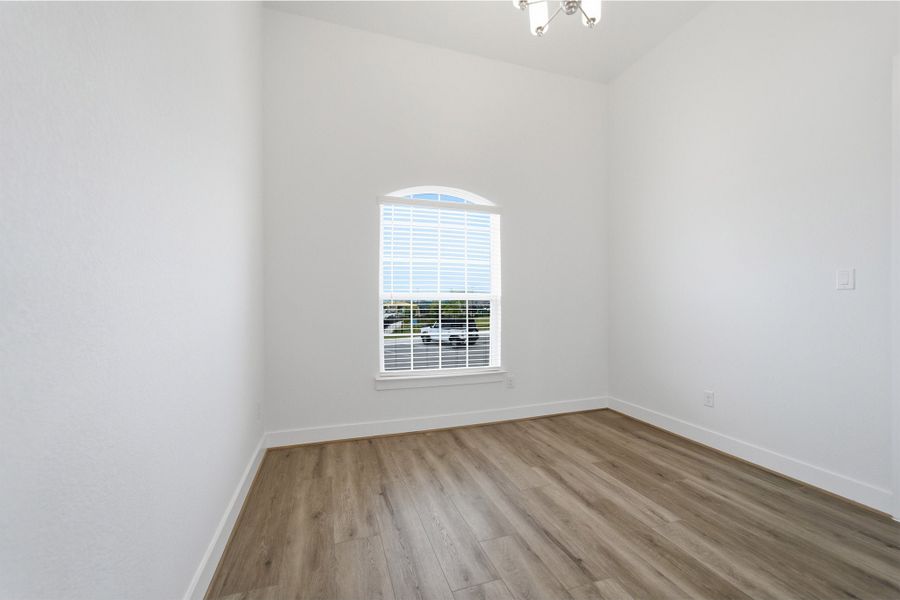 Spacious, unfurnished interior of a new home in Sunfield, Buda (Image 20). Spacious, unfurnished interior of a new home in Sunfield, Buda (Image 20).
