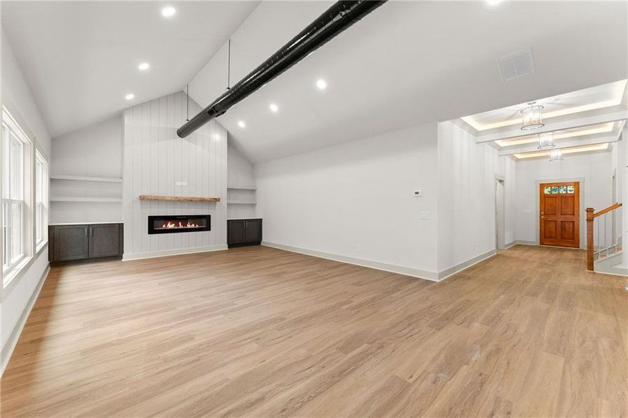 Spacious, unfurnished interior of a new home in , Baldwin (Image 44).
