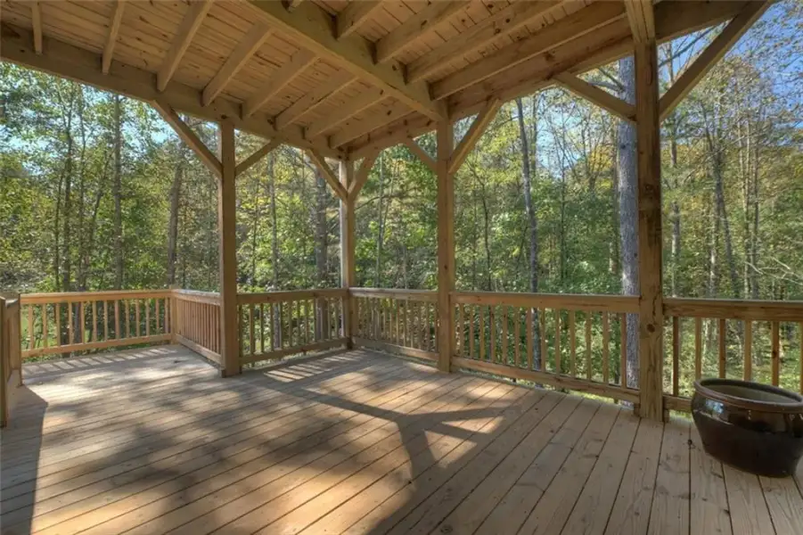 Image 50 of a home in .