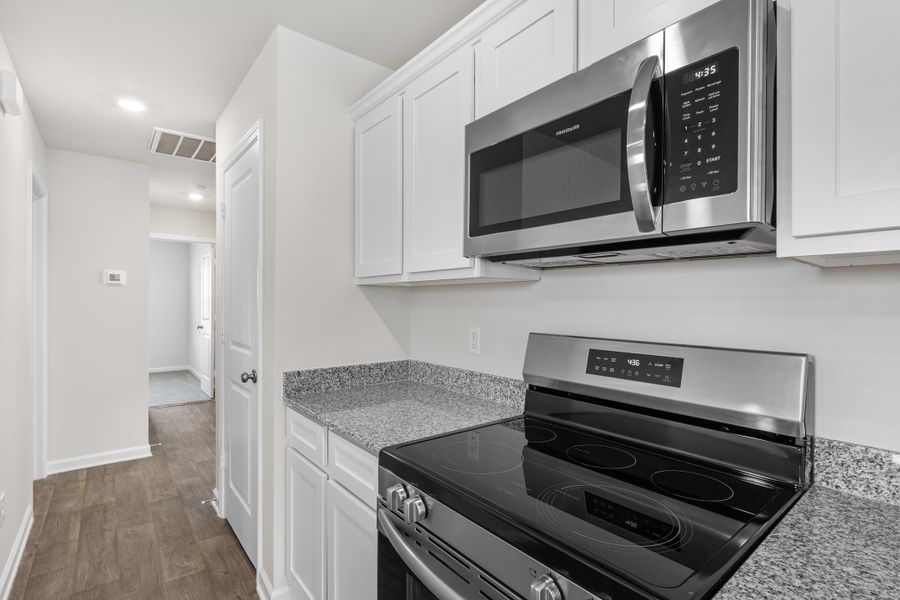 Representative furnished interior of a home built from the Juniper B by McGuinn Homes in South Welcome, Greenville (Image 9). Representative furnished interior of a home built from the Juniper B by McGuinn Homes in South Welcome, Greenville (Image 9).