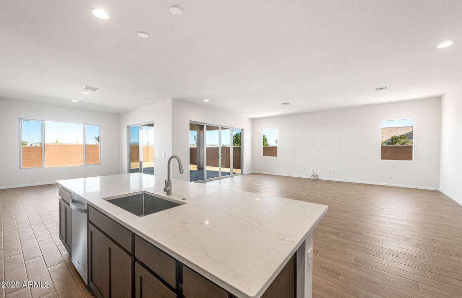 Kitchen/Cafe/Gathering Room