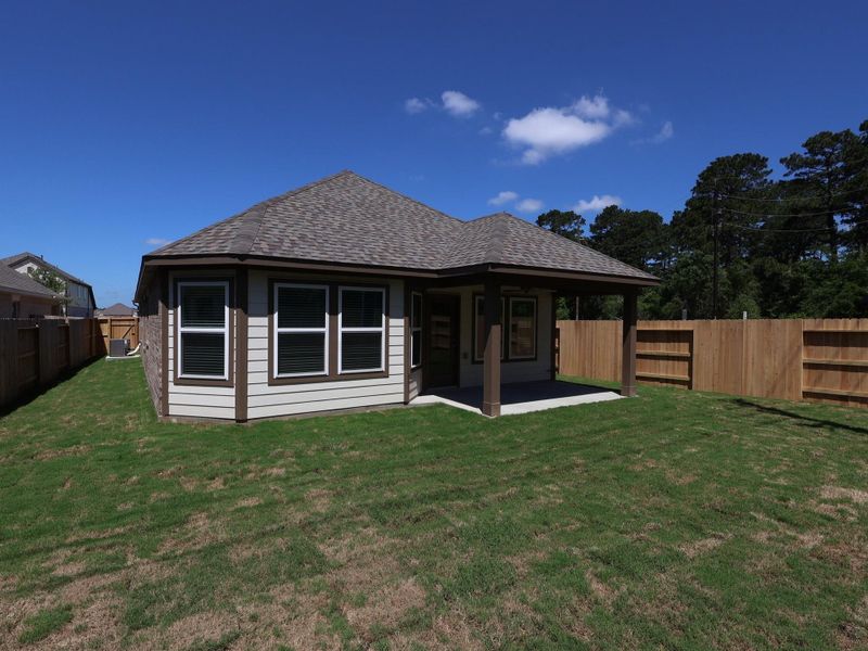 Exterior details and patio area of a home in Sorella, Tomball (Image 2). Exterior details and patio area of a home in Sorella, Tomball (Image 2).