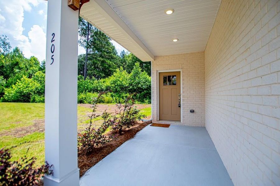 Exterior details and patio area of a home in Windmill Park, Carrollton (Image 3). Exterior details and patio area of a home in Windmill Park, Carrollton (Image 3).