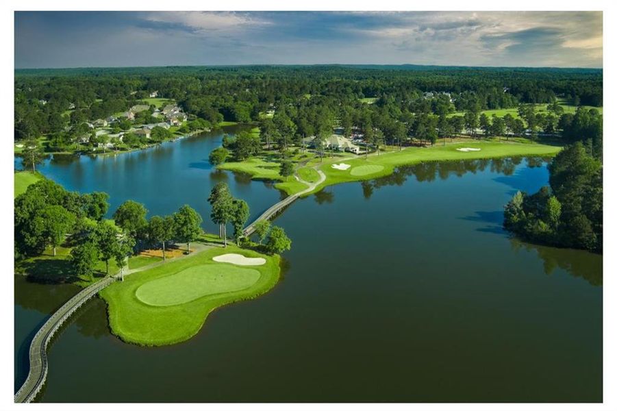 Image 35 of a home in The Fairways at Mirror Lake.