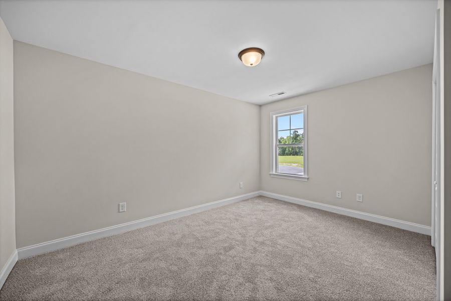 Spacious, unfurnished interior of a new home in Laurel Oaks, Greenville (Image 47). Spacious, unfurnished interior of a new home in Laurel Oaks, Greenville (Image 47).