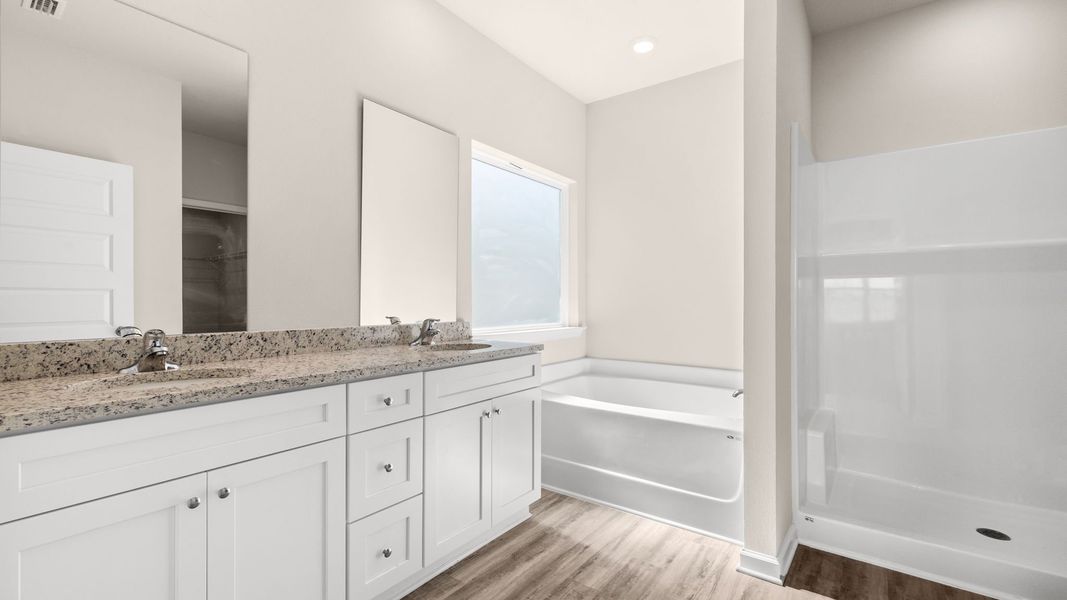 Furnished interior view inside a new home in Hodges Bayou Plantation, Panama City (Image 9).