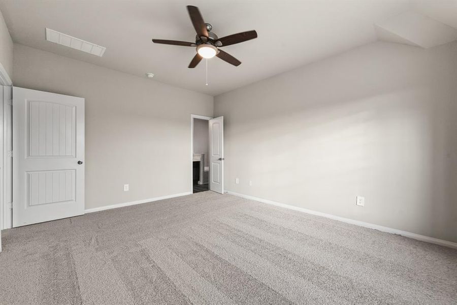 Image 13 of a home in Madison Bend.