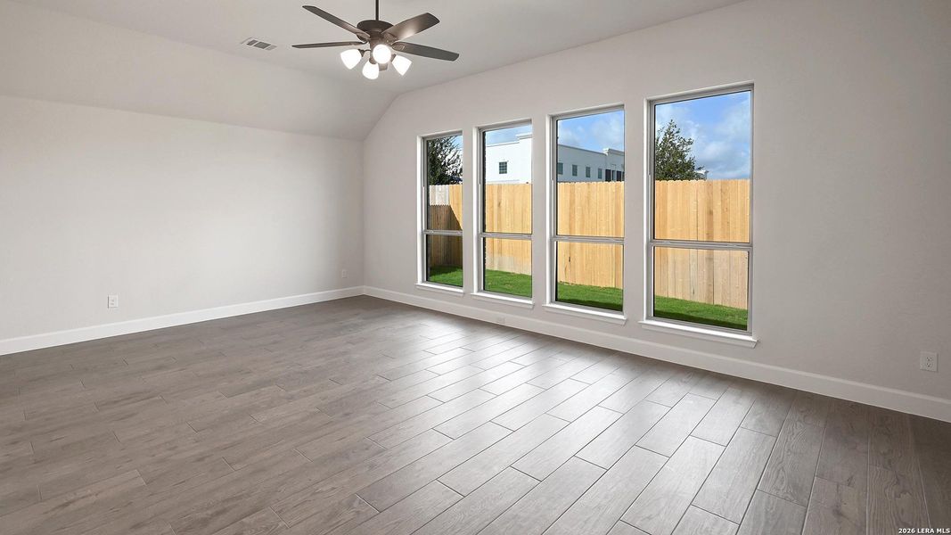 Spacious, unfurnished interior of a new home in Cibolo Valley Heights, Cibolo (Image 16). Spacious, unfurnished interior of a new home in Cibolo Valley Heights, Cibolo (Image 16).
