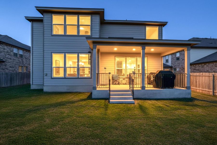 Exterior details and patio area of a home in Salerno - Hallmark Collection, Round Rock (Image 22).