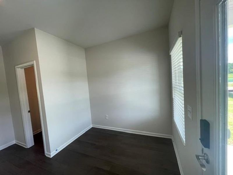 Spacious, unfurnished interior of a new home in , Calhoun (Image 10).