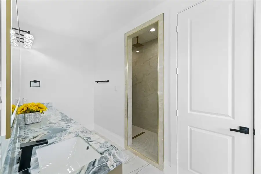 Image 37 of a home in . Image 37 of a home in .