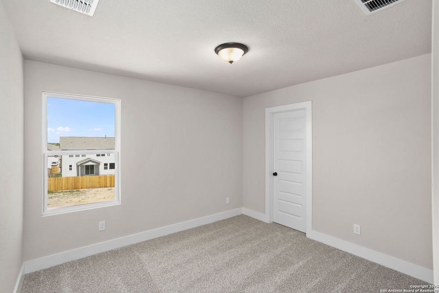 Spacious, unfurnished interior of a new home in Skybrooke, Live Oak (Image 25).