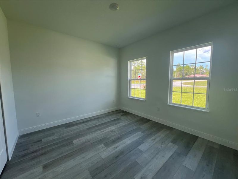 Spacious, unfurnished interior of a new home in , Ocala (Image 18).