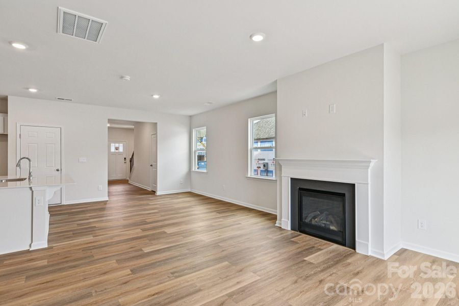 Spacious, unfurnished interior of a new home in Laurelbrook, Sherrills Ford (Image 33).