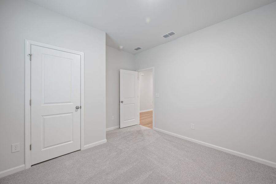 Spacious, unfurnished interior of a new home in Grand Arbor, Blythewood (Image 14).