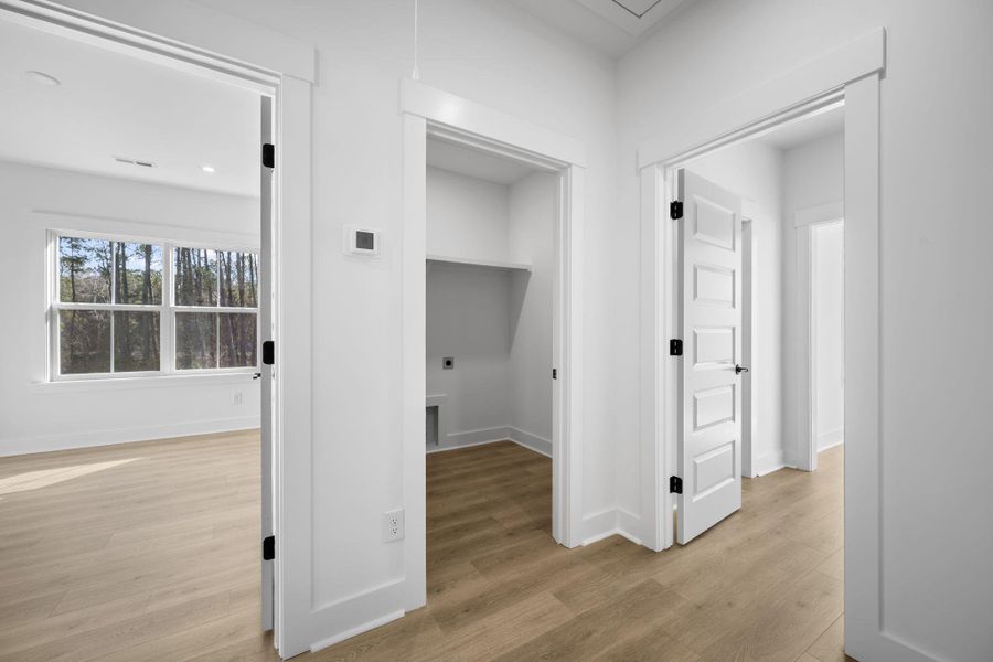 Spacious, unfurnished interior of a new home in , Johns Island (Image 47).