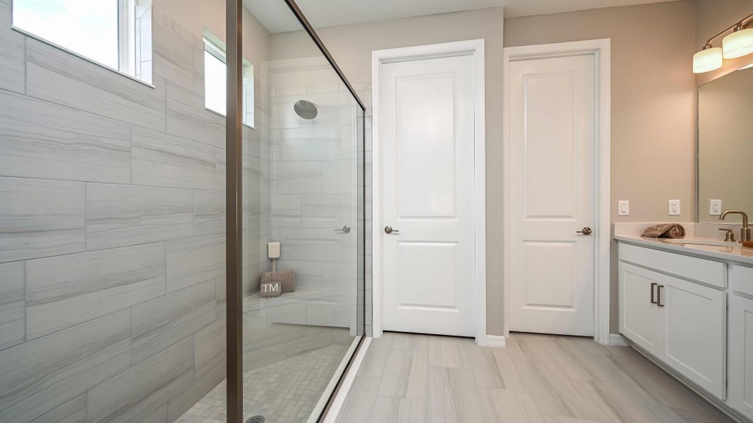Furnished interior view inside a new home in Veranda Oaks, Fort Pierce (Image 8).