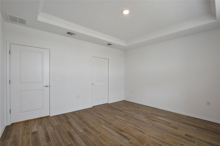 Spacious, unfurnished interior of a new home in Sun City Texas, Georgetown (Image 25).