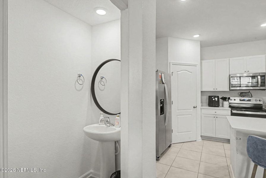 Furnished interior view inside a new home in , St. Augustine (Image 14).