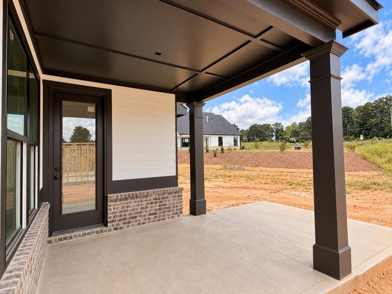 Exterior details and patio area of a home in Livingstone Park, Kennesaw (Image 3).