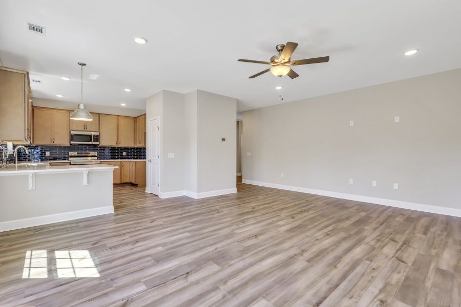Daufuskie – Family Room and Kitchen View