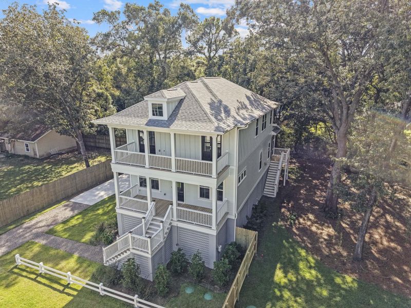 Exterior details and patio area of a home in , Johns Island (Image 37).