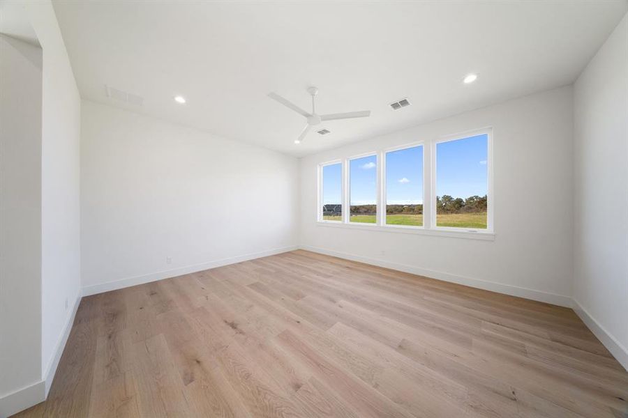 Spacious, unfurnished interior of a new home in , Argyle (Image 29).