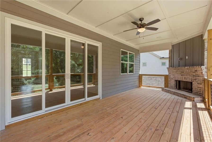 Exterior details and patio area of a home in , Jefferson (Image 40).