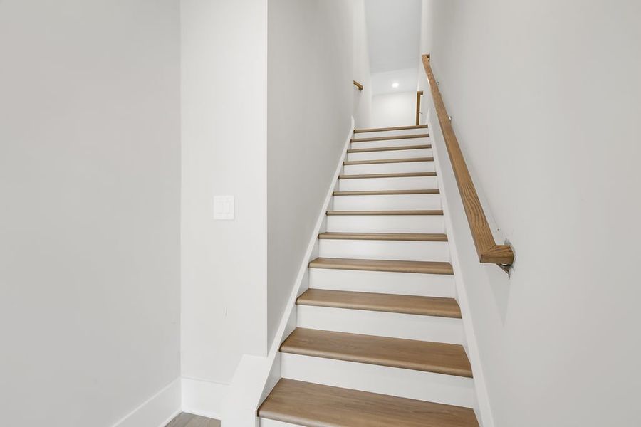 Spacious, unfurnished interior of a new home in Echo Park, Suwanee (Image 31). Spacious, unfurnished interior of a new home in Echo Park, Suwanee (Image 31).