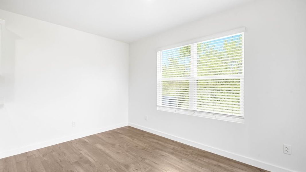 Spacious, unfurnished interior of a new home in Johnson Farms, Greeneville (Image 22).