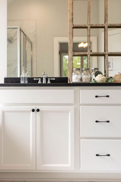 Representative furnished interior of a home built from the The Laurel by Avonley Homes in Greens Prairie Reserve, College Station (Image 35).