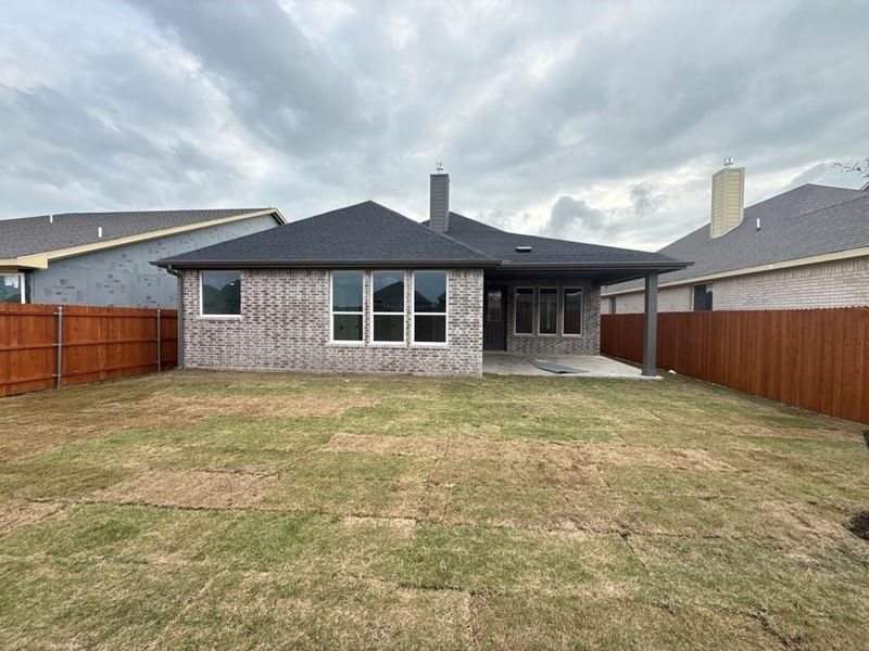 Exterior details and patio area of a home in Morningstar, Aledo (Image 3).